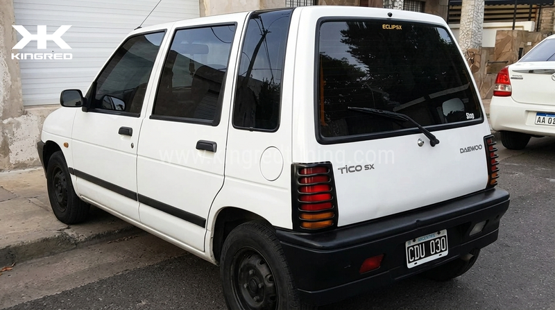 Vista en un daewoo tico blanco