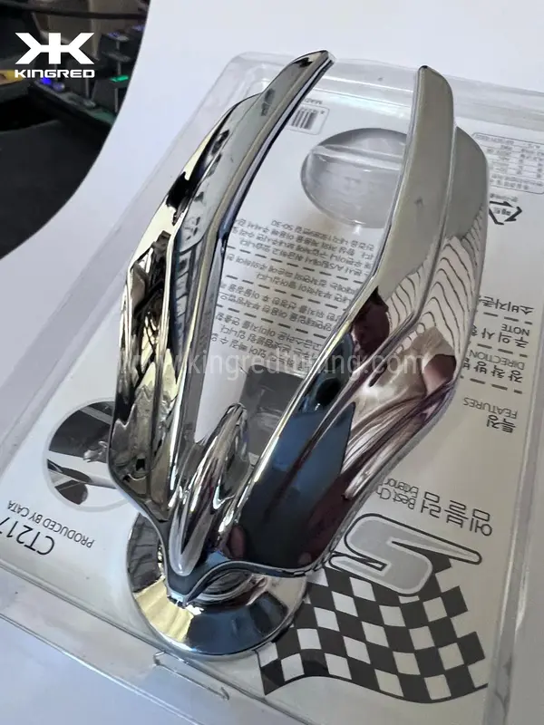 Vista  laterall del emblema